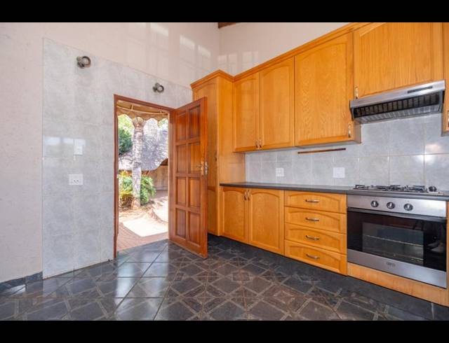 3 BEDROOM HOUSE FOR SALE IN RANGE VIEW